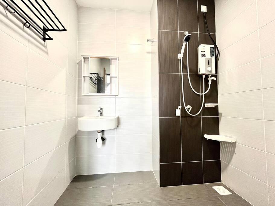 Urban Home-Swimming Pool-City Center Malakka Dış mekan fotoğraf